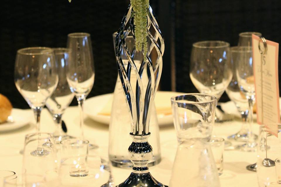 Tall centerpiece champagne