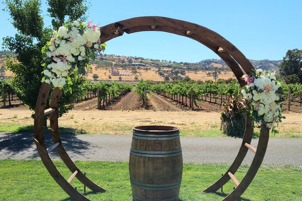 Circle ceremony arch winery