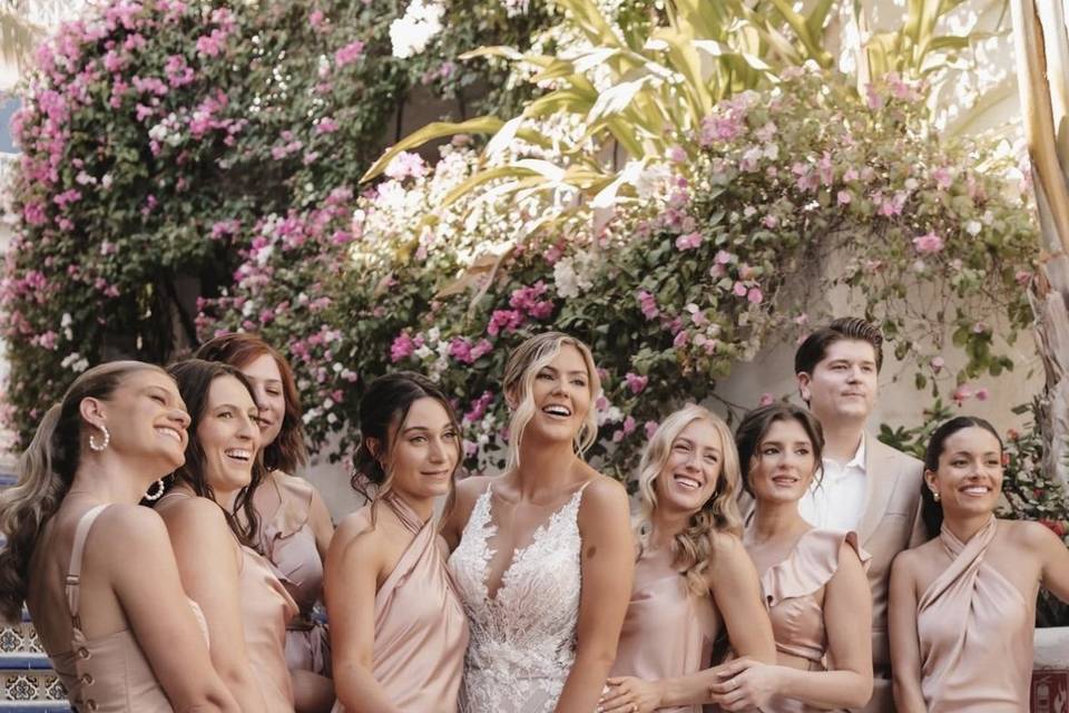Shannon and her Bridal Party!