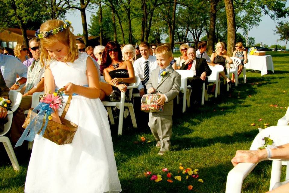 Kids at the wedding