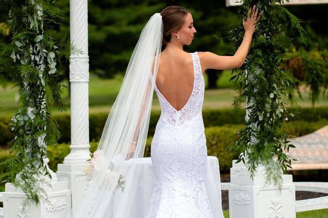 Classic bridal beauty