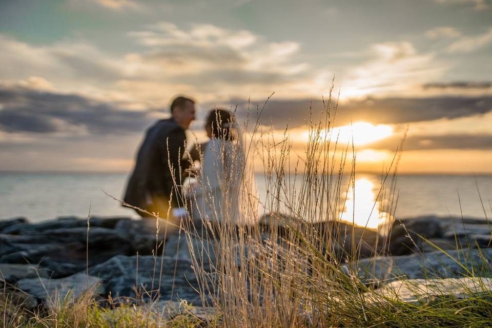 Sunset wedding - Naomi Solorio Photography