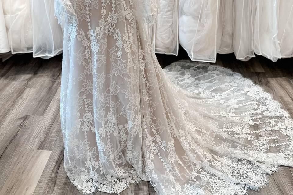 Gorgeous bridal gown