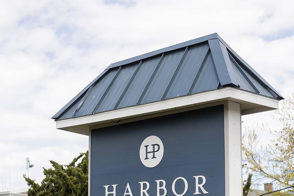 Harbor Point Sign