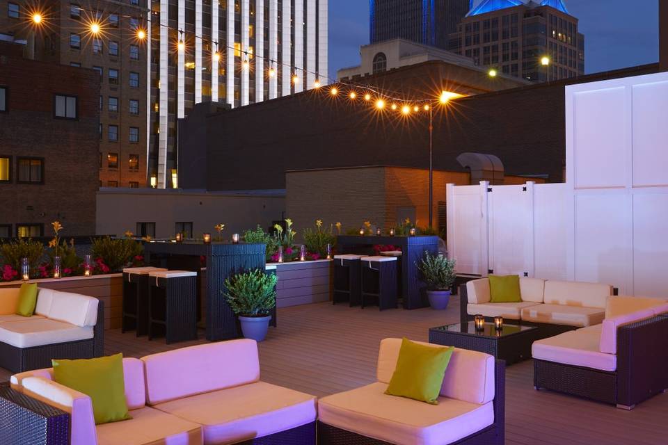 Center City Terrace and Lounge