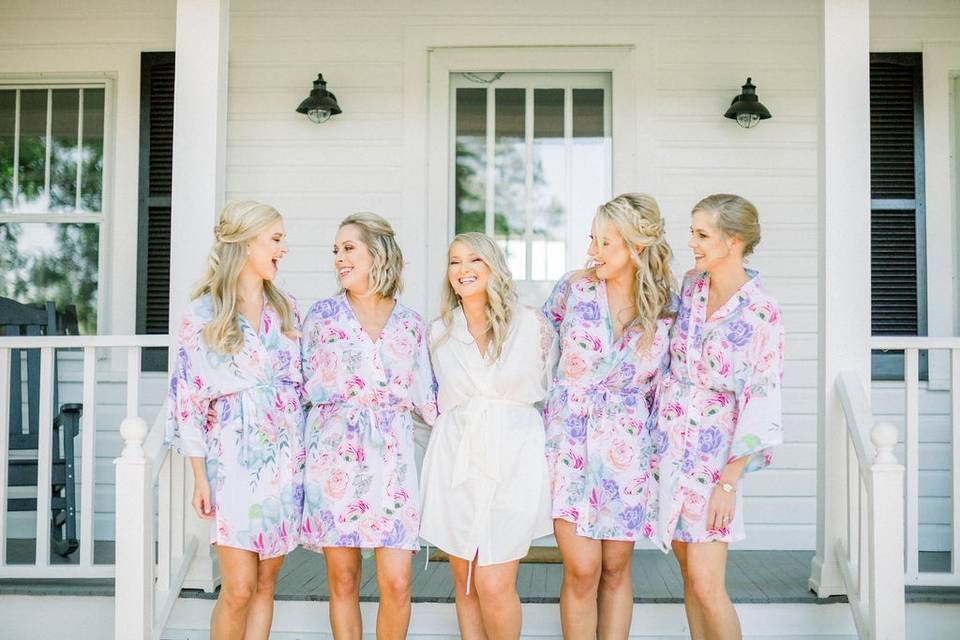 Bridesmaids-bride-robes
