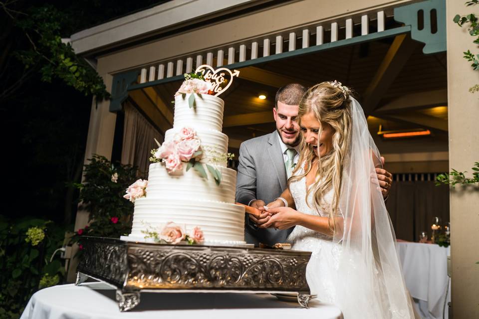 Cake at Outdoor Reception