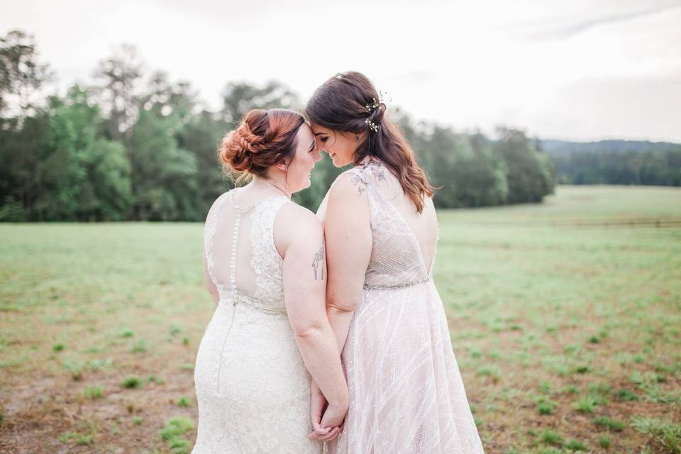 Hand-in-hand - Jennifer Marie Photography