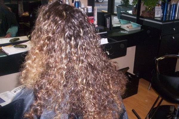Shayna Lehrer @ Instyle Hair Design