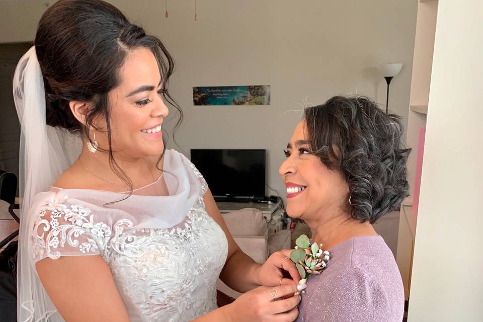 Bride and mom