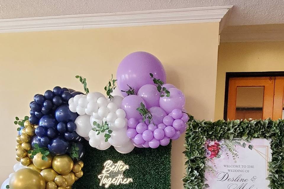 Balloons & welcome sign