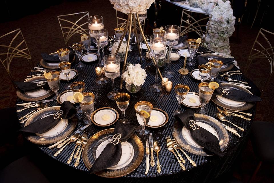 Reception table setting