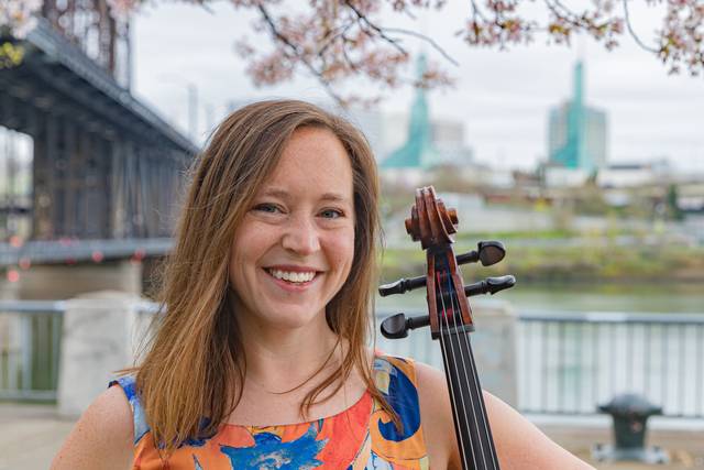 Elizabeth Donovan, Cello