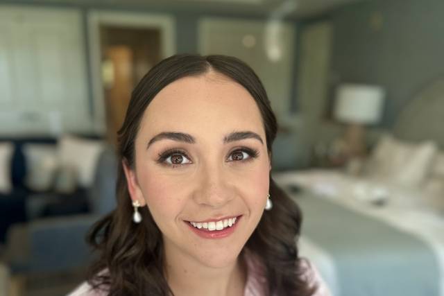 Natural makeup