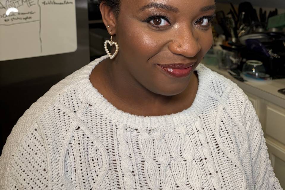 Deep skin makeup