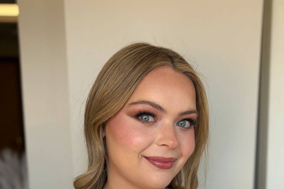 Full glam