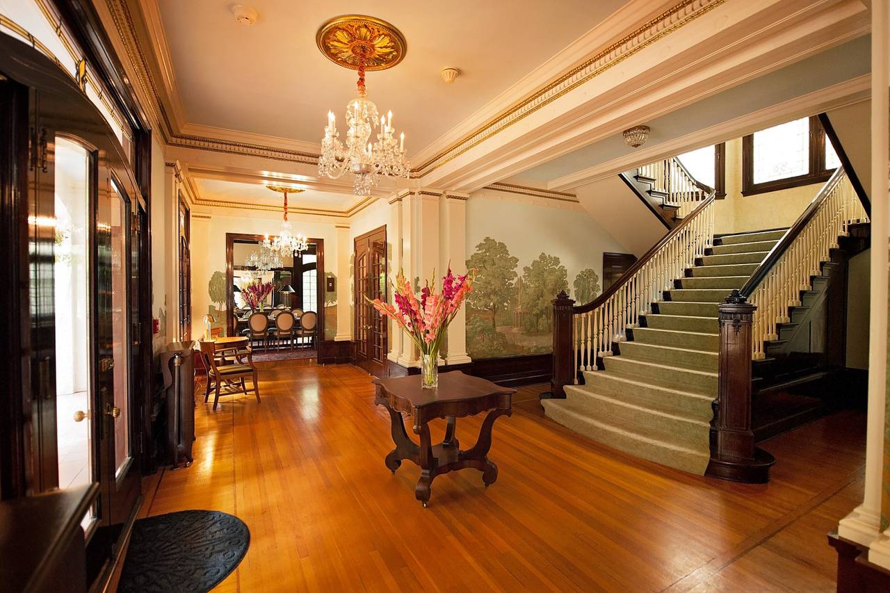 Portland's White House Mansion Weddings Portland, OR WeddingWire