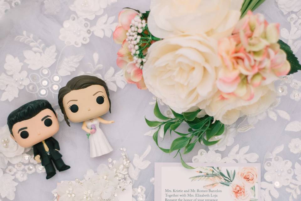 Romantic Wedding Stationery & Floral