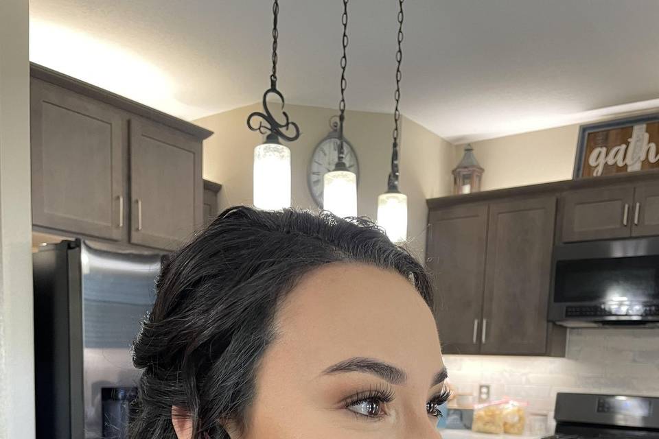 Family wedding Attendee Makeup