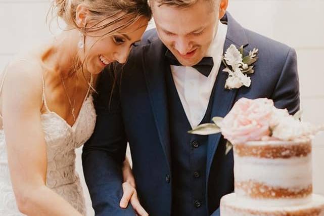 Cutting the cake