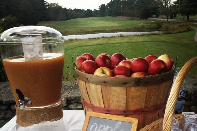 Apple cider drink