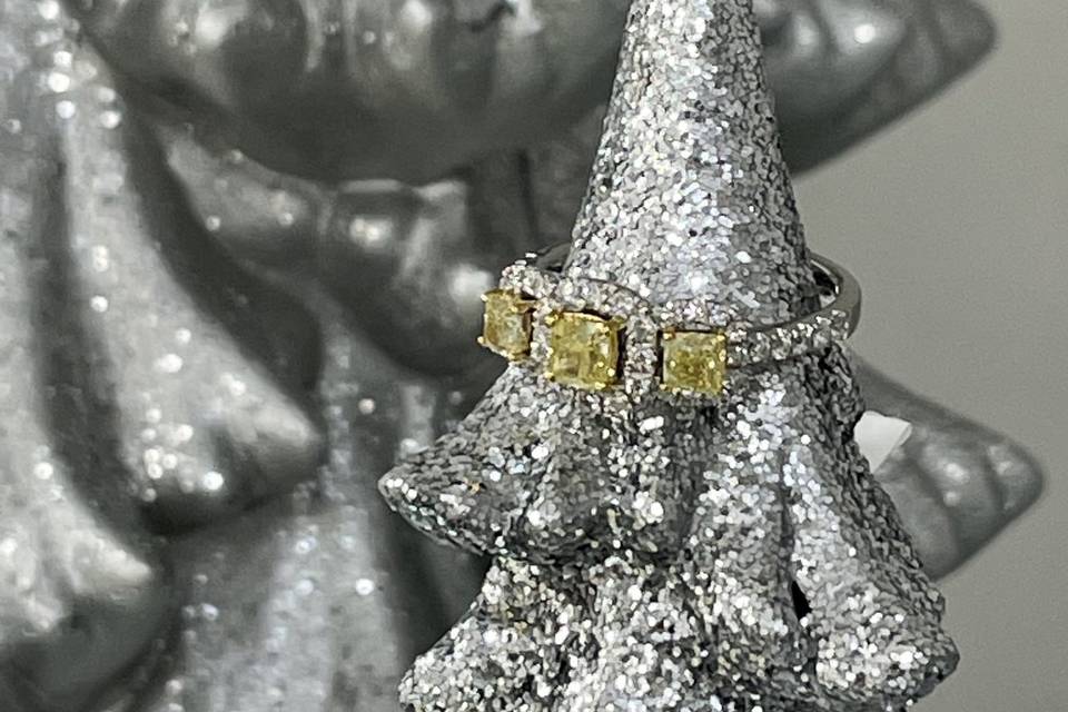 3 STONE YELLOW DIAMOND RING