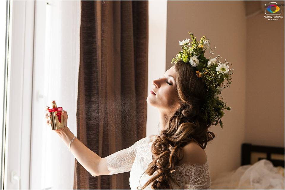 Bride with perfume