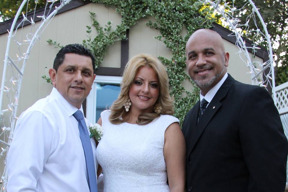 Mr and Mrs Leonardo and Lucia Nieto married 9/5/15