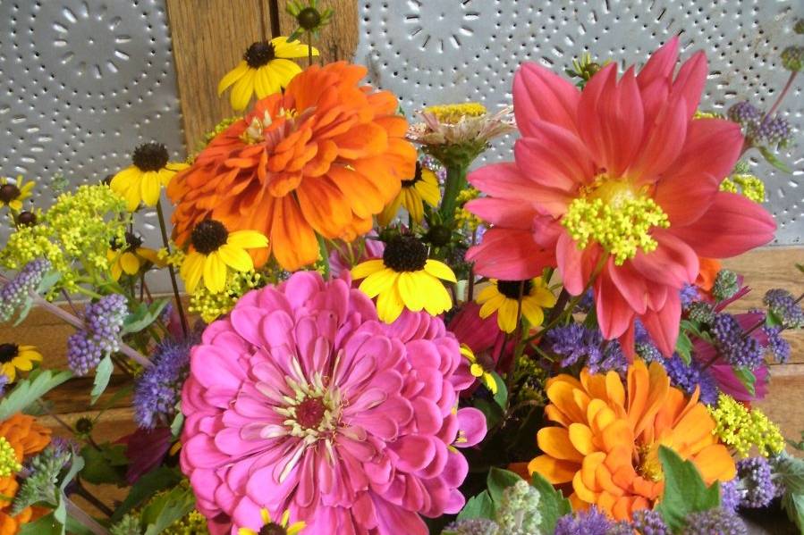 A reception bouquet created on August 31.