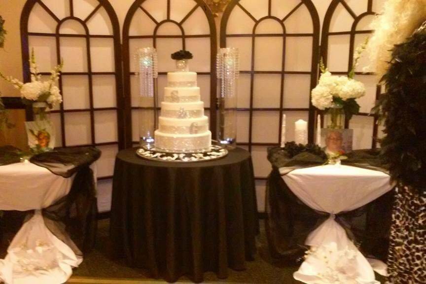Elegant wedding cake on display