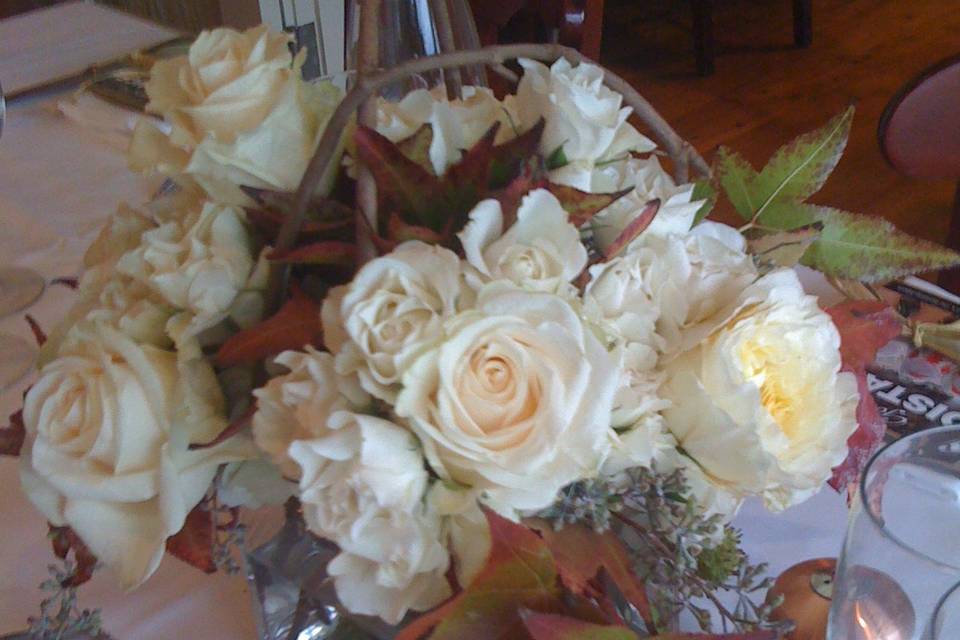 White flower basket
