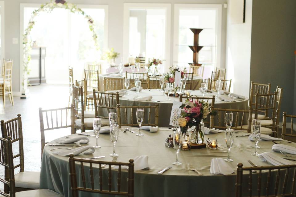 Table Arrangement