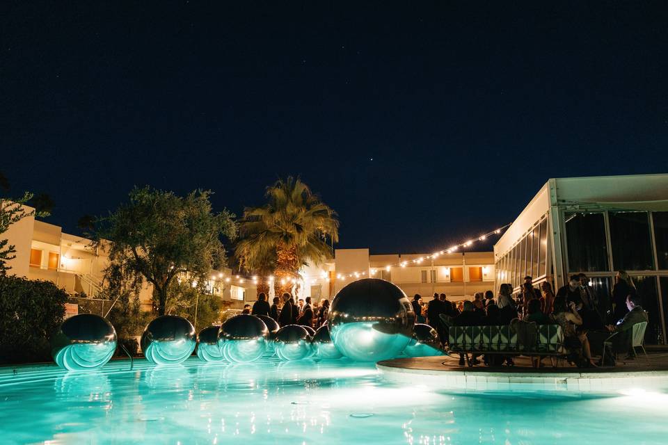 Commune Pool