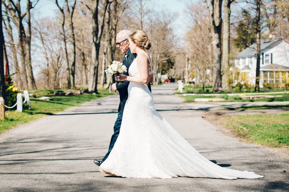 Julia + Brad: Down the Aisle