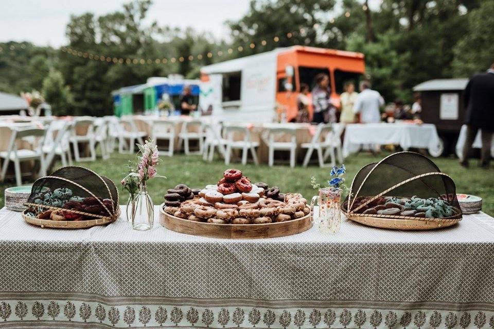 Food trucks at The Barn