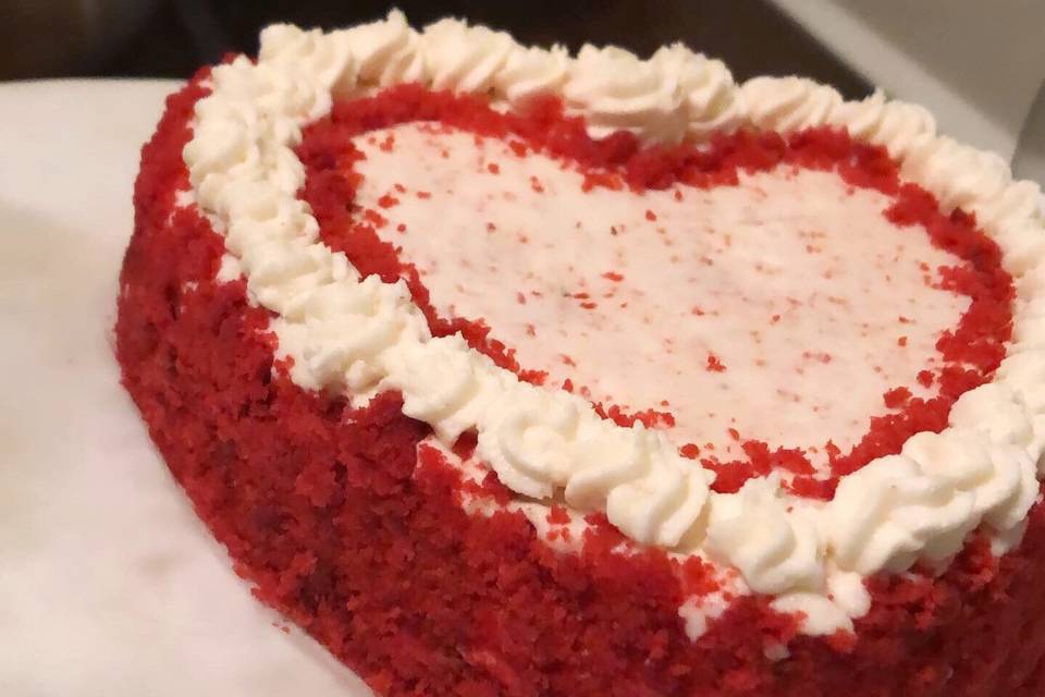 Red velvet valentine cake