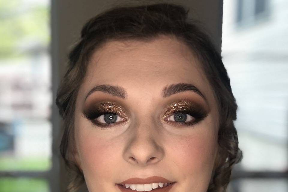 Dramatic Glitter Makeup