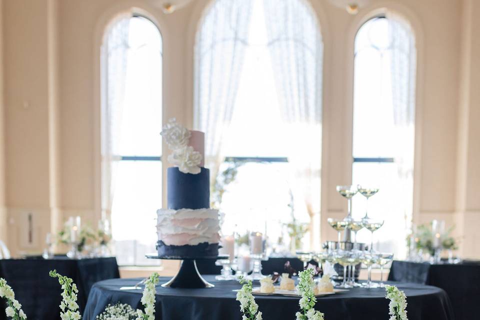 Cake table