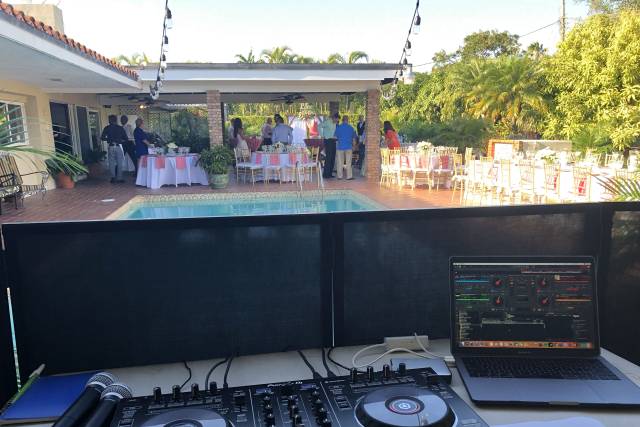 Hire DJ Services