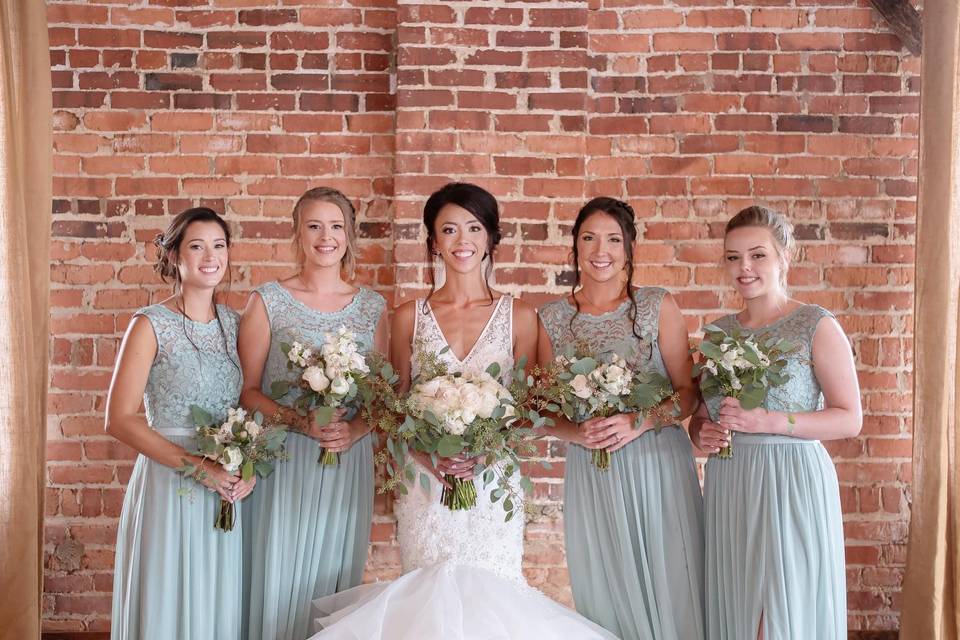 Wedding party by Savi Beauty