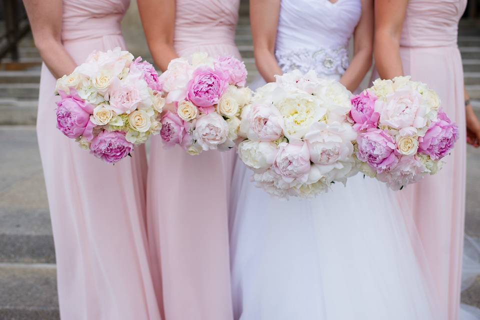 Matching bouquets