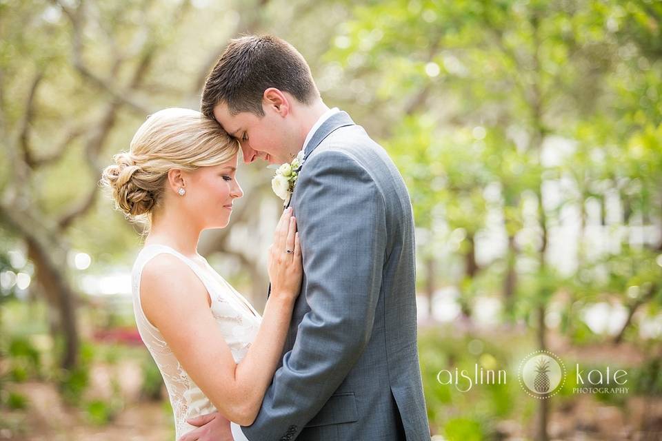 Aislinn Kate WeddingsWedding Photography Studio