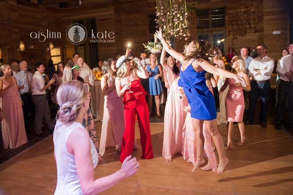 Aislinn Kate Weddings