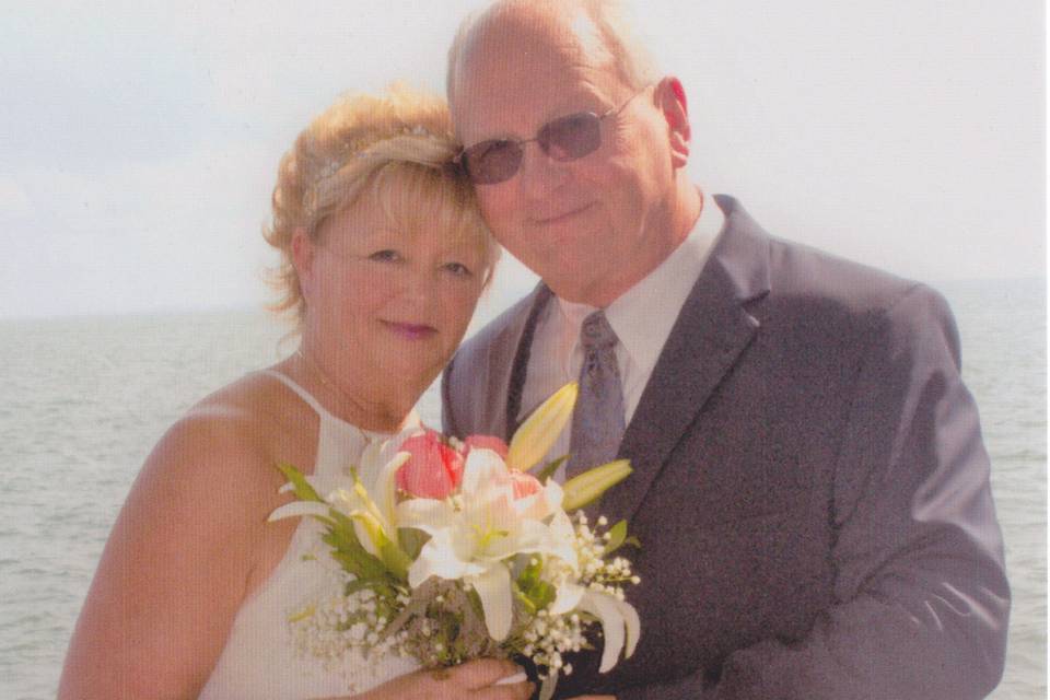 Lovely couple at the Marblehead Lighthouse.