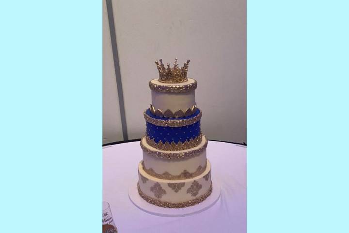 Gold Crown Cake