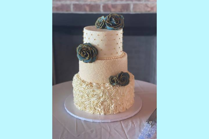Ruffle Quilted Cake