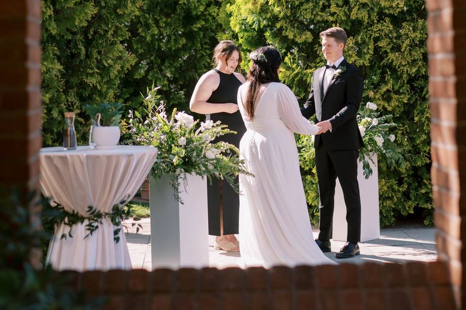 Romantic Gardens