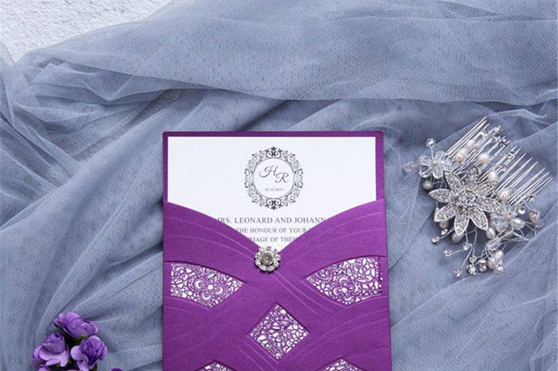 Wedding Invitation Card With Laser Cut Pearl Pattern