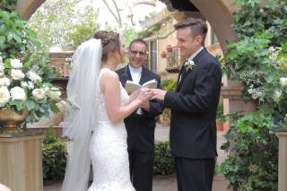 Sedona Wedding Officiant--Reverend Ken Froessel