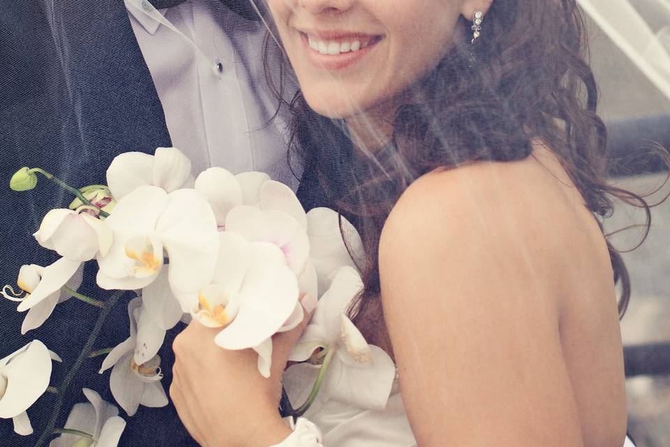 Romantic Bride & Groom Photos